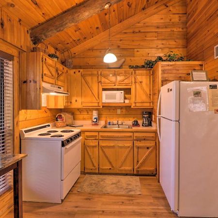 Peaceful Cabin With Hot Tub - Near Broken Bow Lake! Stephens Gap Exteriér fotografie